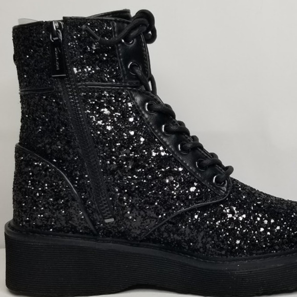 Michael Kors Women's Aniya Lug Combat Booties Chunky Glitter Size 5 NWB - Picture 2 of 9